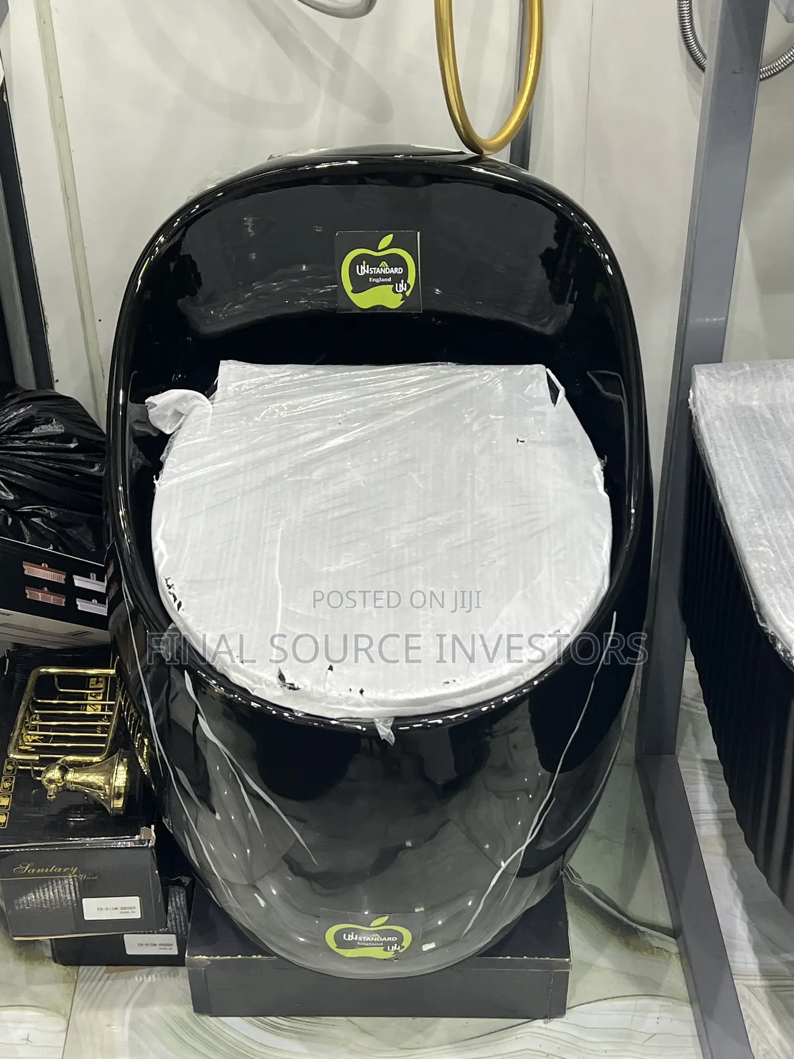 Luxurious Black Water Closet System