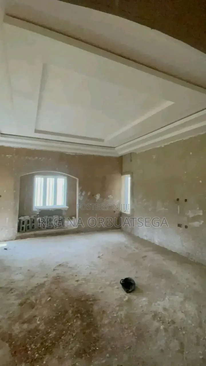 4bdrm Bungalow in Jos for sale