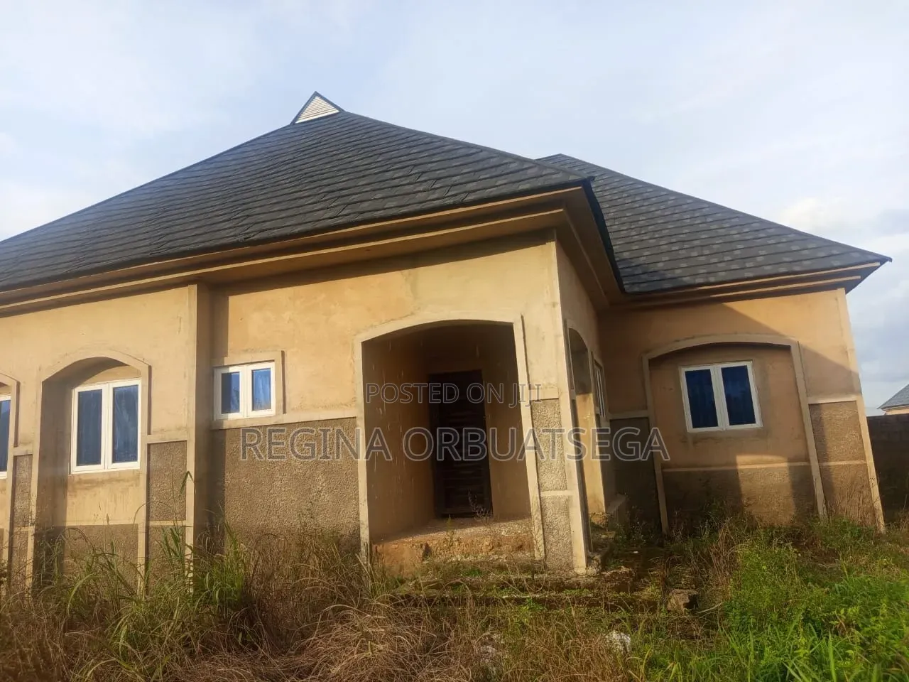 4bdrm Bungalow in Jos for sale