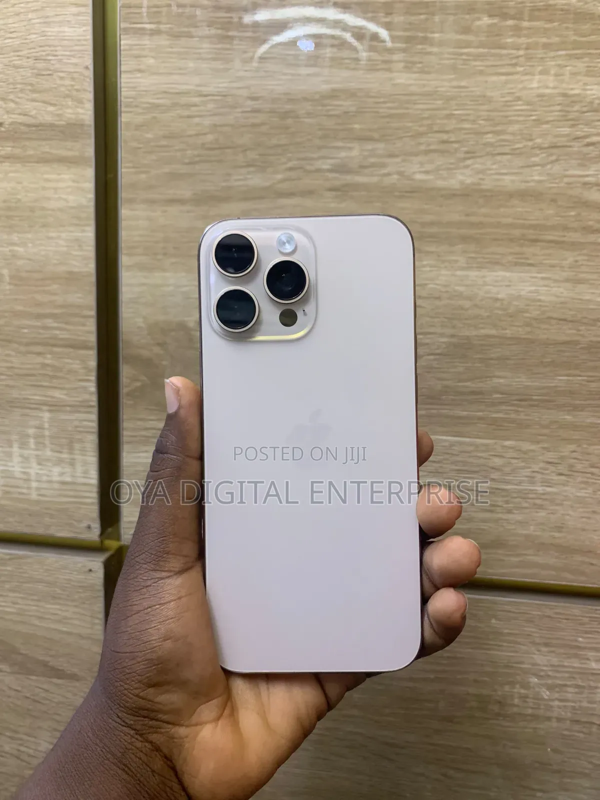 Apple iPhone 16 Pro Max 256 GB Gold