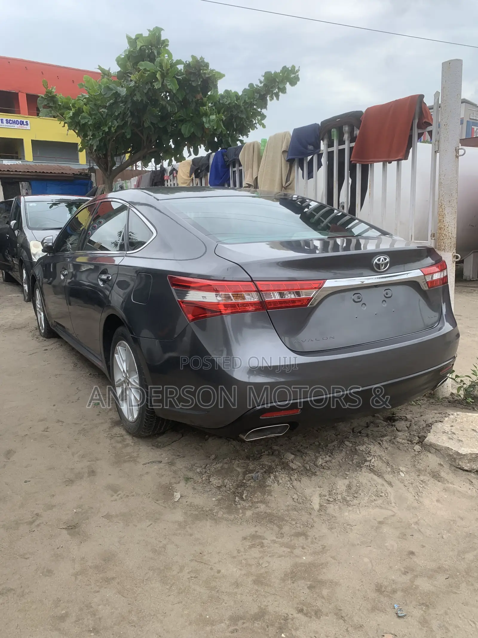 Toyota Avalon XLE Premium 4dr Sedan (3.5L 6cyl 6A) 2014 Beige