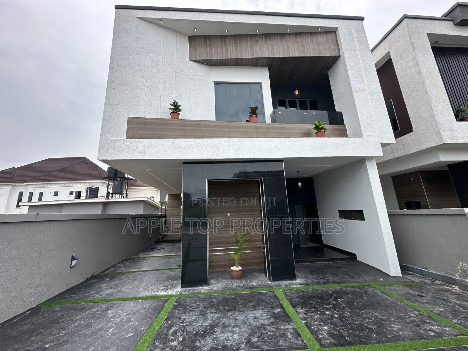 4bdrm Duplex in Wtc, Enugu for sale