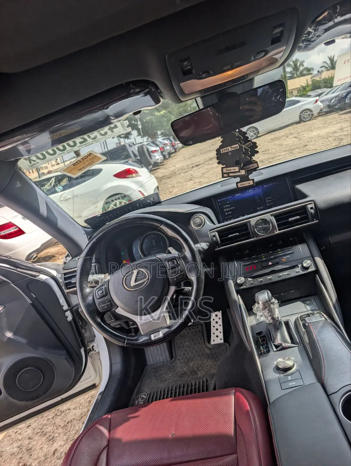 Lexus IS 300 AWD 2017 White