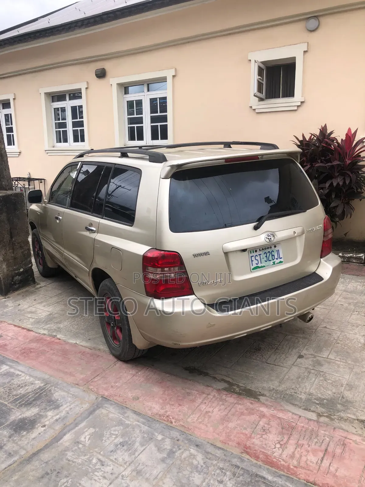Toyota Highlander 2004 Gold