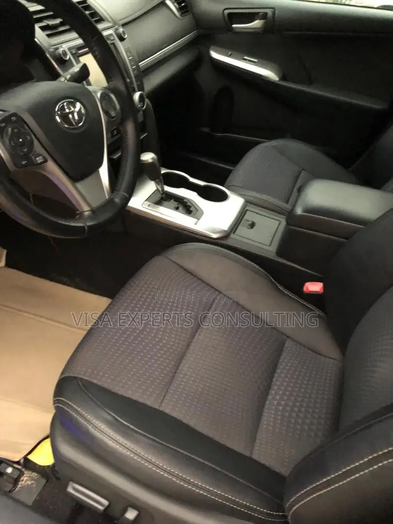 Toyota Camry SE 4dr Sedan (2.5L 4cyl 6A) 2014 Red