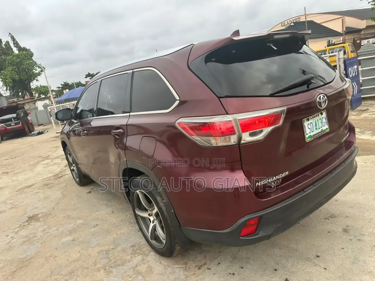 Toyota Highlander 2015 Red