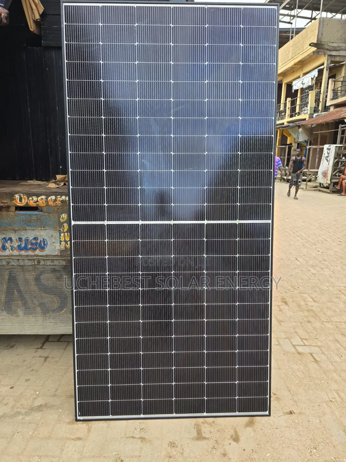 650w 144cell 51.2v Jinko Panel All Black