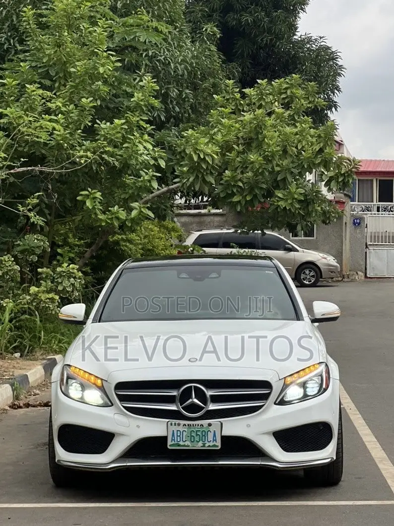 Mercedes-Benz C400 4Matic AWD Sedan (3.0L V6 7A) 2015 White
