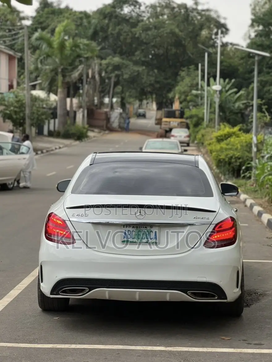 Mercedes-Benz C400 4Matic AWD Sedan (3.0L V6 7A) 2015 White