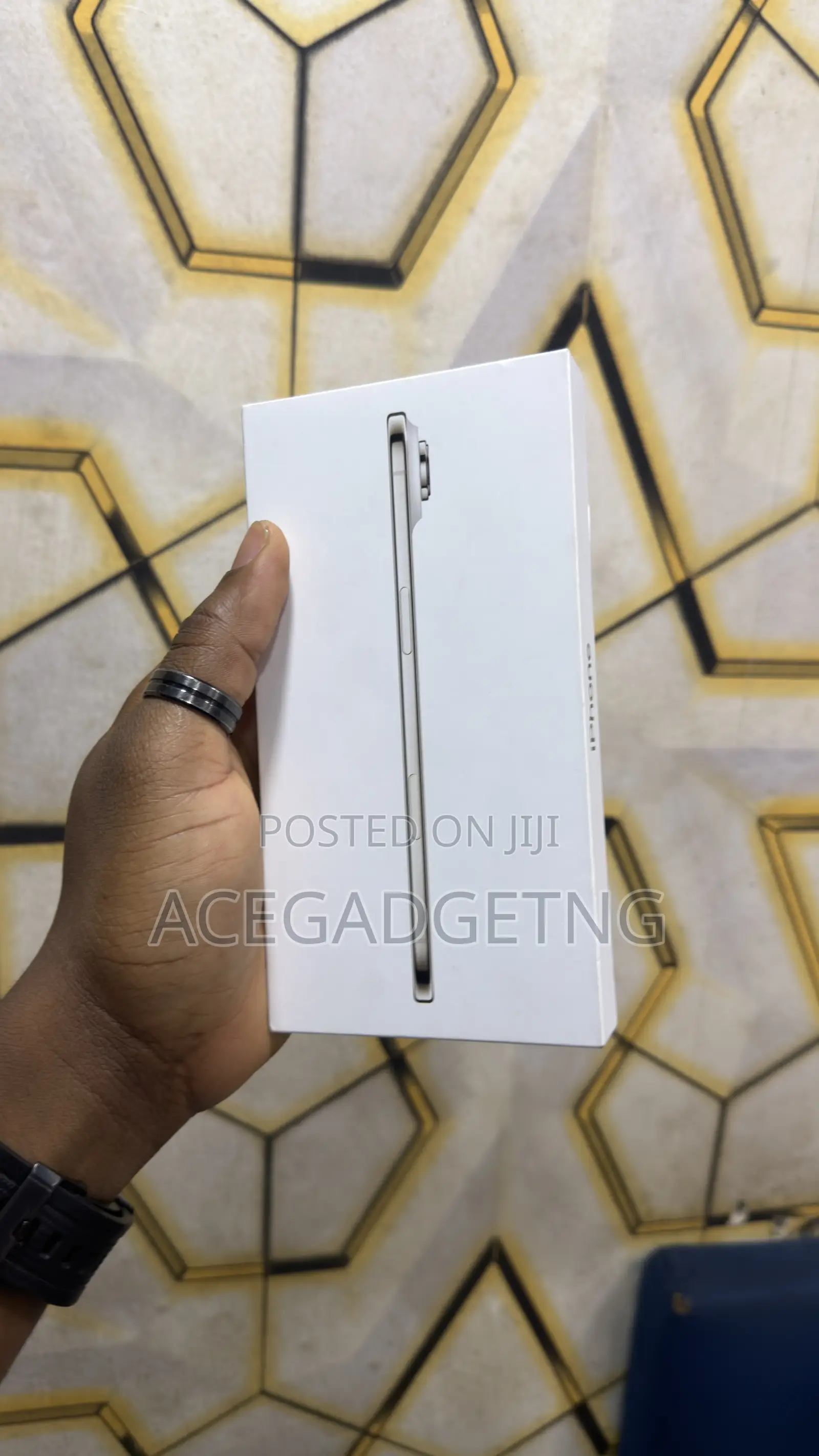 New Apple iPhone Air 1 TB Gold