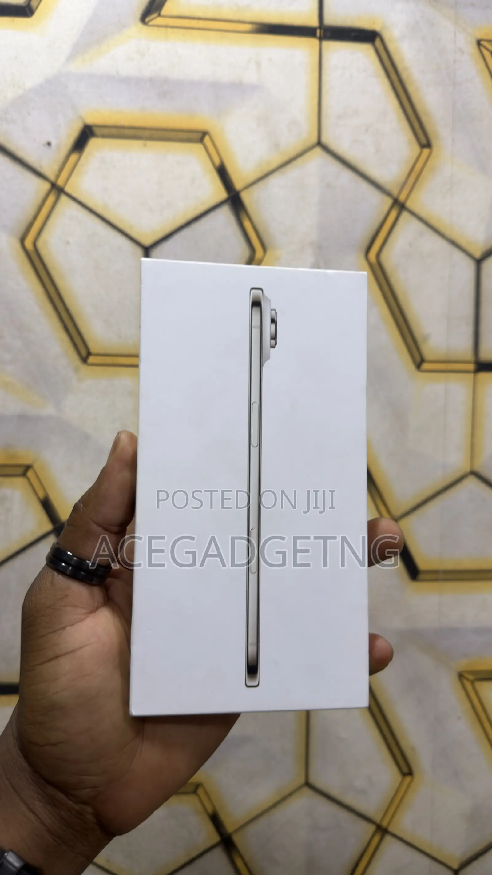 New Apple iPhone Air 1 TB Gold