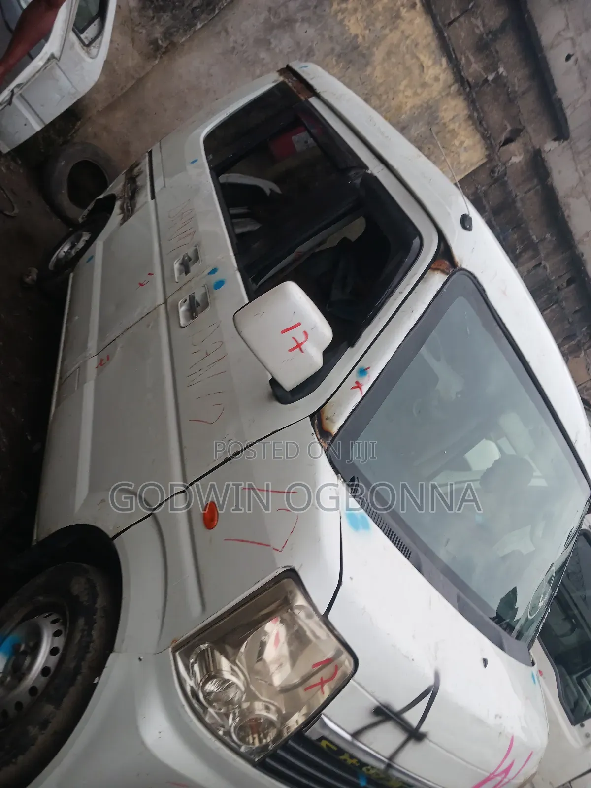 Suzuki Every 2012 White
