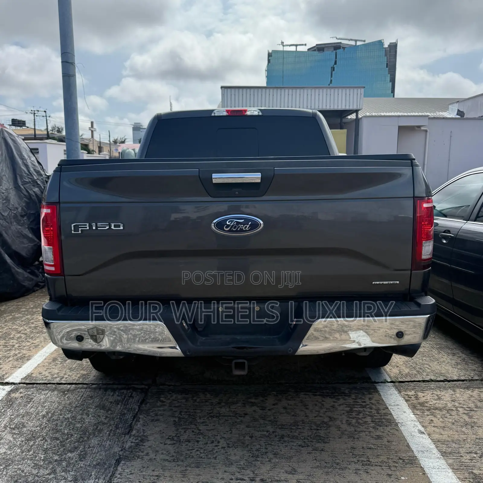 Ford F-150 XLT 4dr SuperCab 4WD 6.5 ft. SB (3.5L 6cyl 6A) 2015 Gray