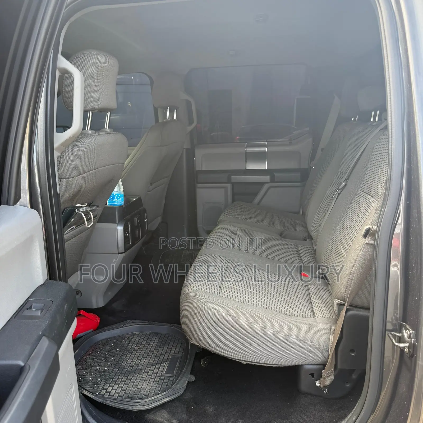 Ford F-150 XLT 4dr SuperCab 4WD 6.5 ft. SB (3.5L 6cyl 6A) 2015 Gray