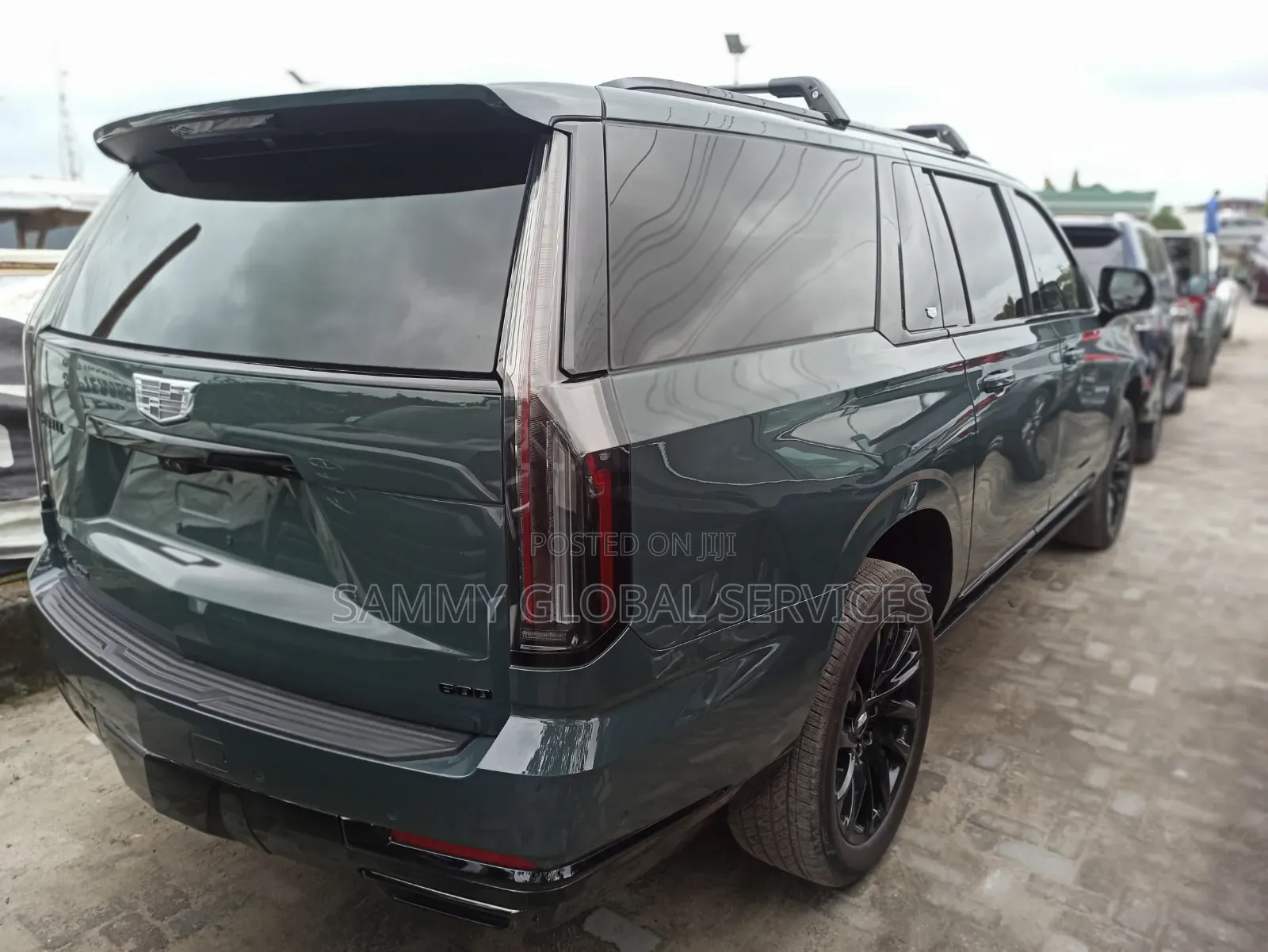 Cadillac Escalade ESV Platinum Luxury 4WD 2026 Green