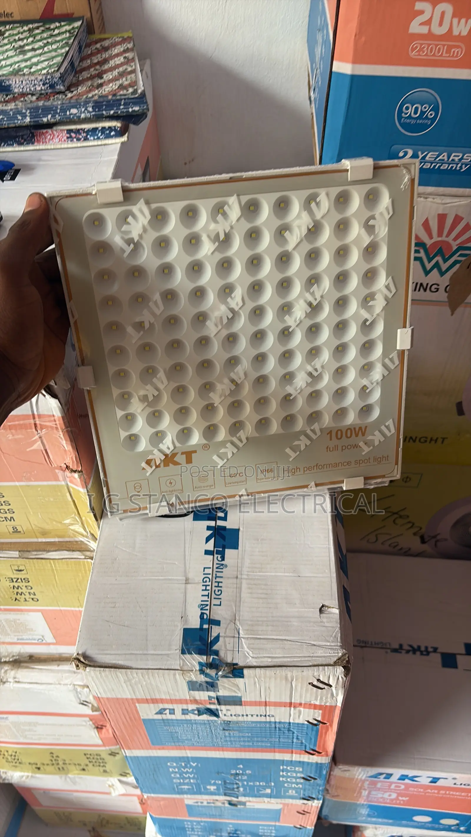AKT Flood Light 200WATTS