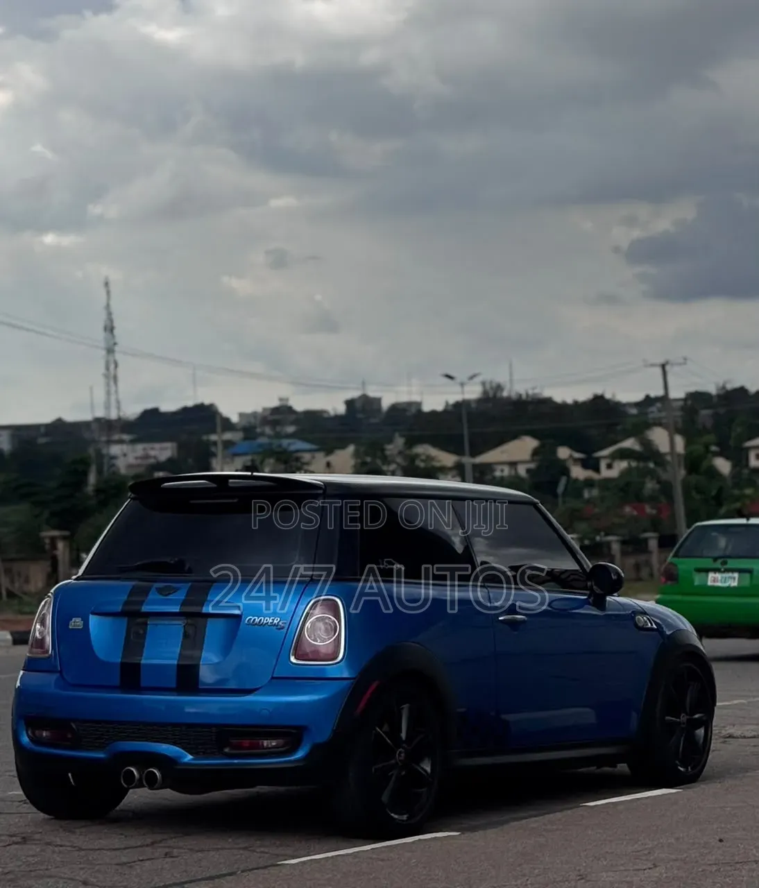 Mini Cooper 2013 Blue