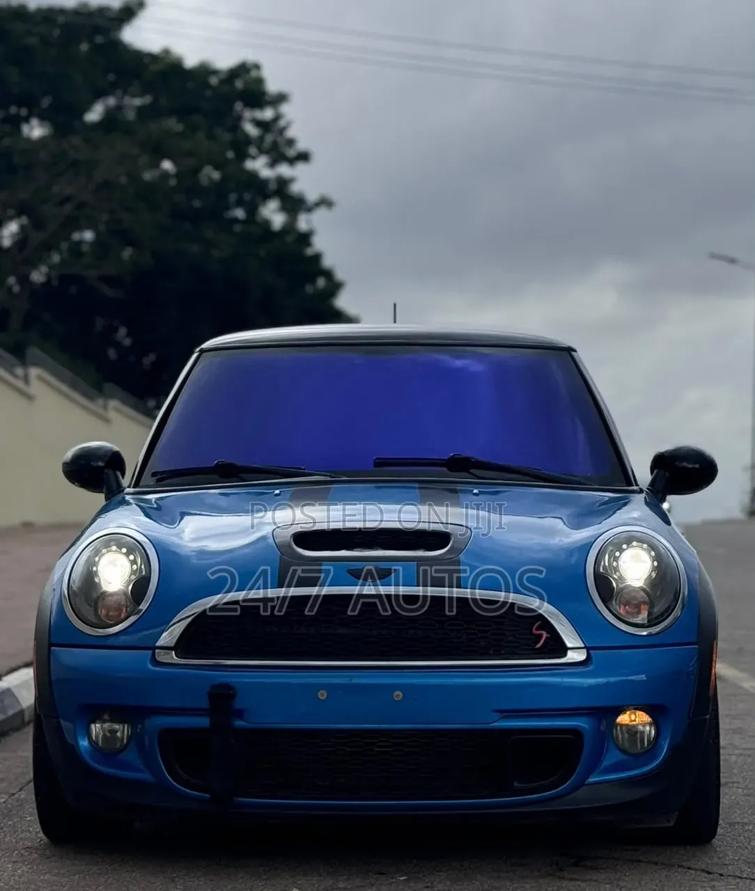 Mini Cooper 2013 Blue