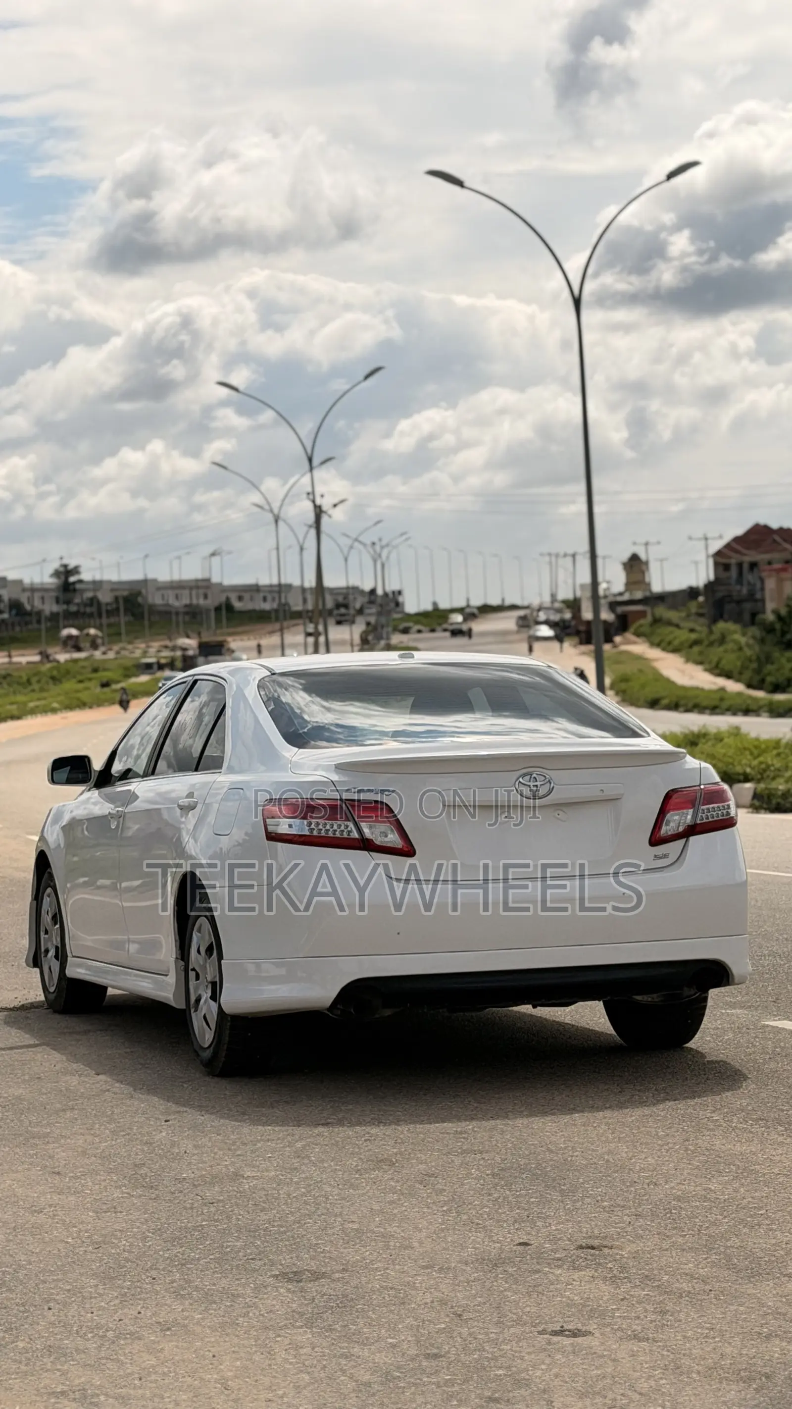 Toyota Camry SE 4dr Sedan (2.5L 4cyl 6AM) 2010 White