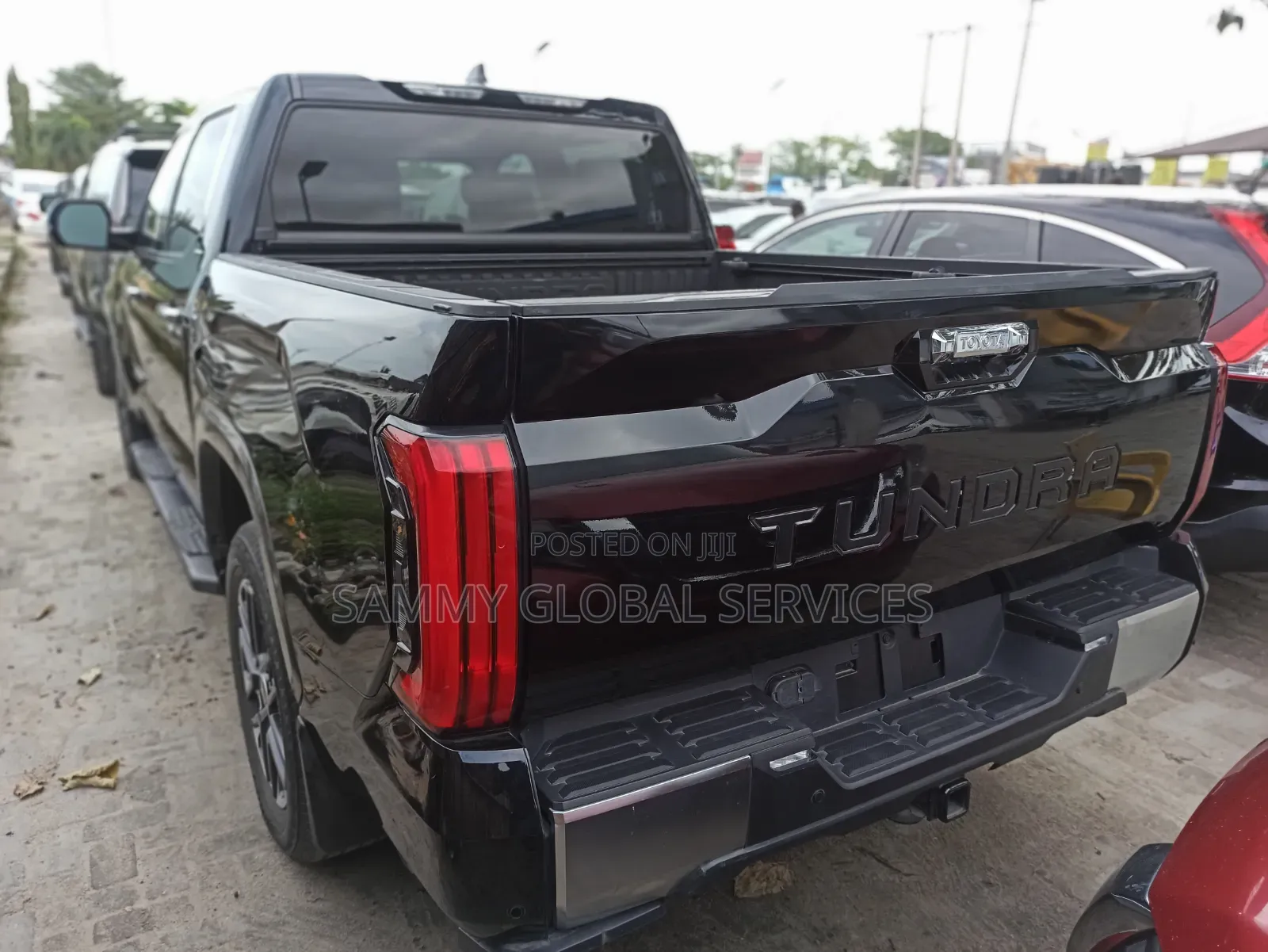 Toyota Tundra SR5 Double Cab 8.1' Bed 2024 Black
