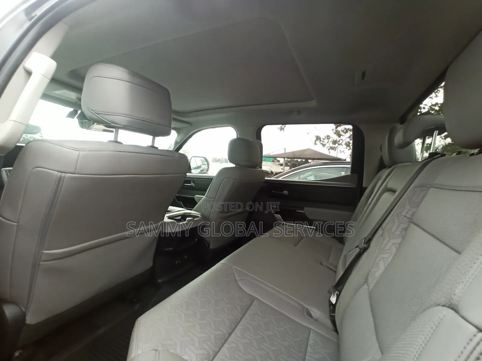 Toyota Tundra SR5 Double Cab 8.1' Bed 2024 Black