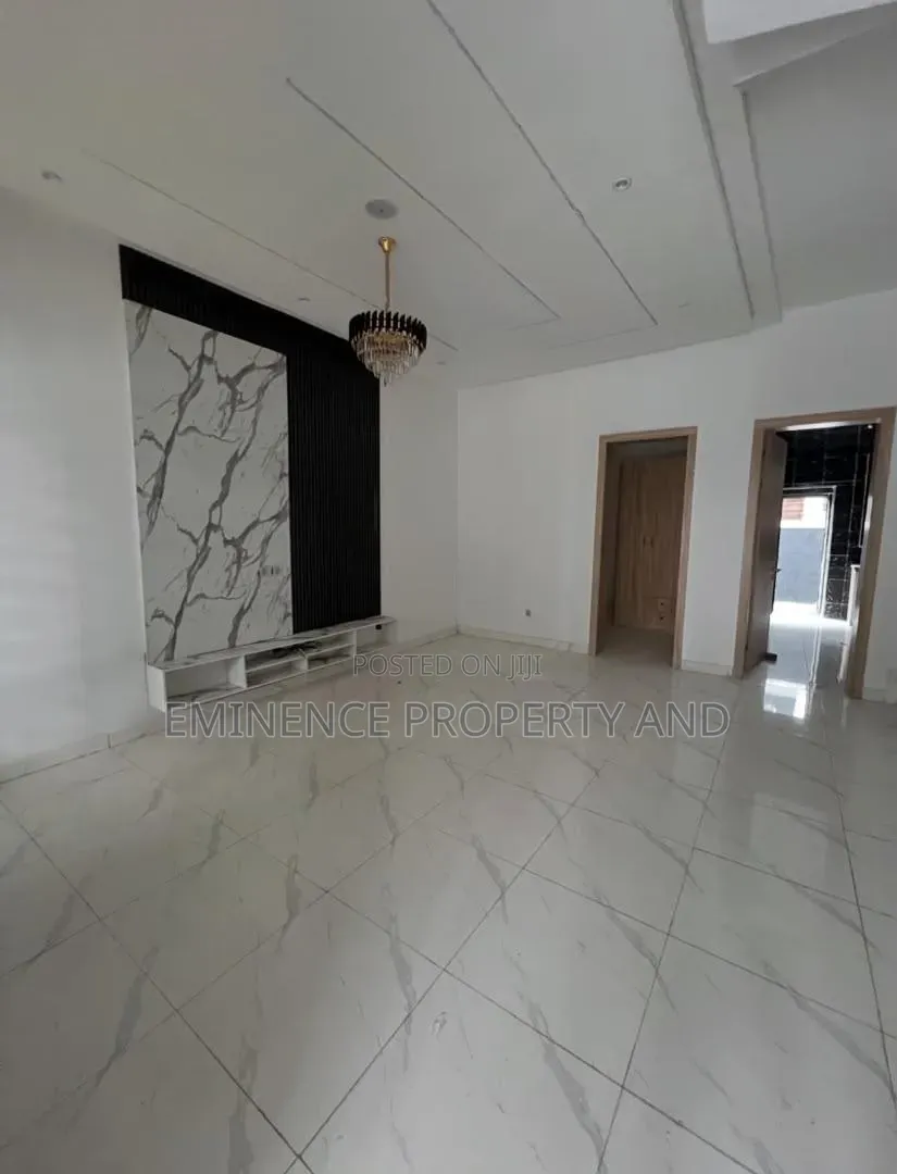 4bdrm Duplex in Ikota for rent