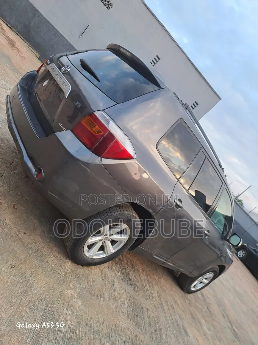 Toyota Highlander 2009 Gray