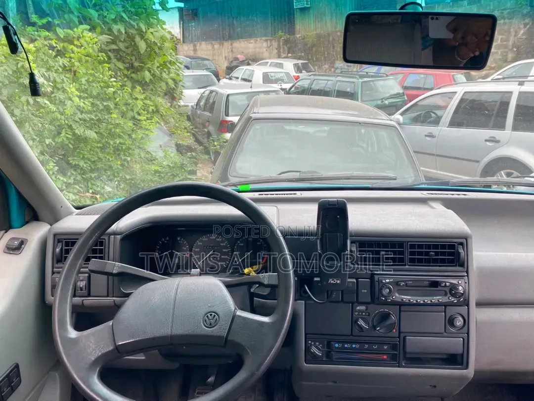 Volkswagen Transporter 2002 Green