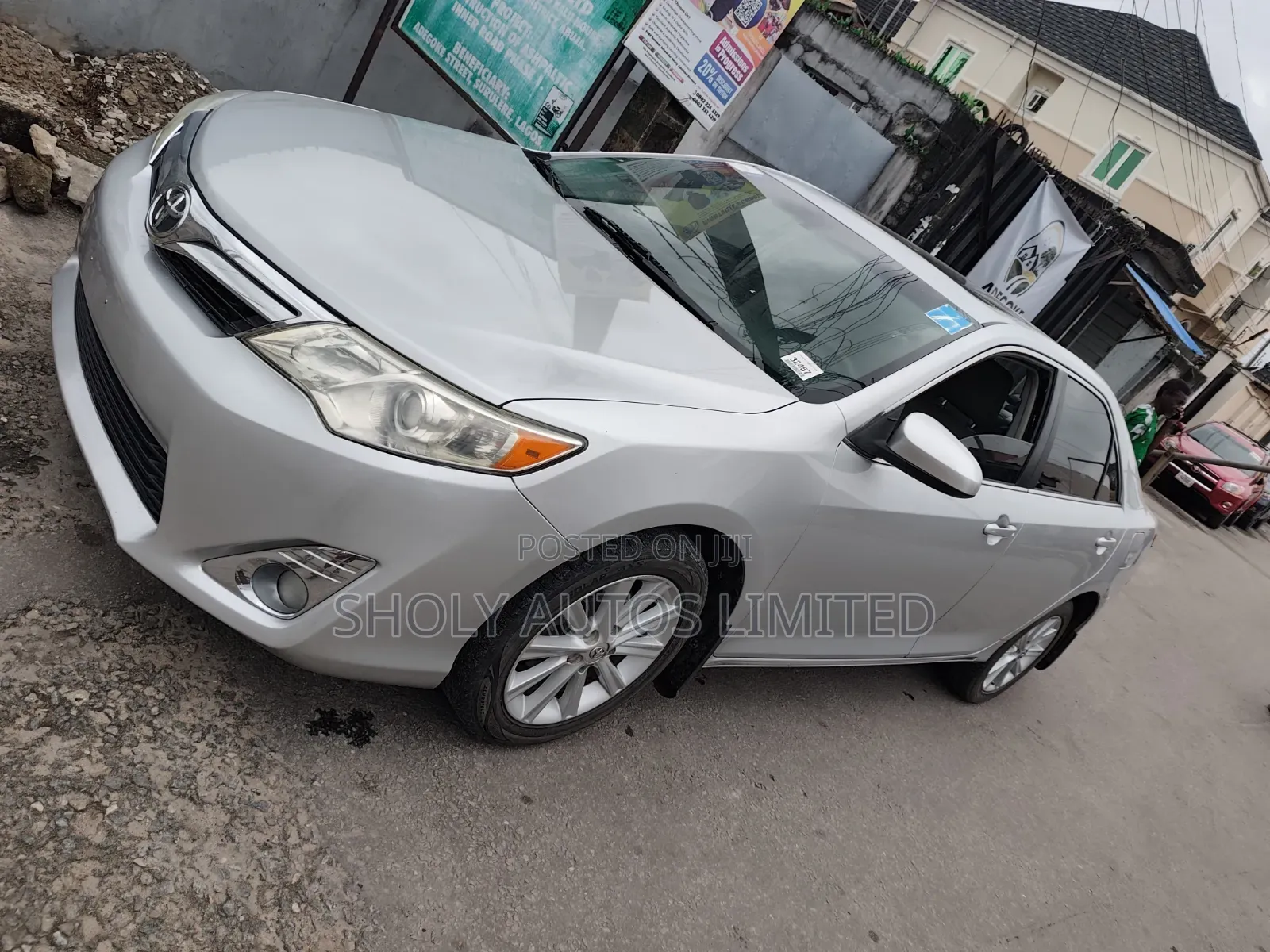 Toyota Camry XLE 4dr Sedan (2.5L 4cyl 6A) 2014 Silver