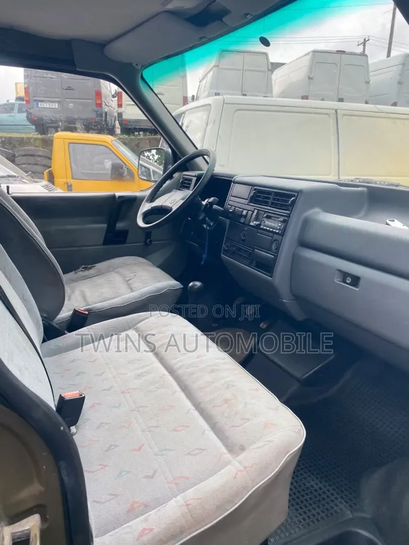 Volkswagen Transporter 2003 Green