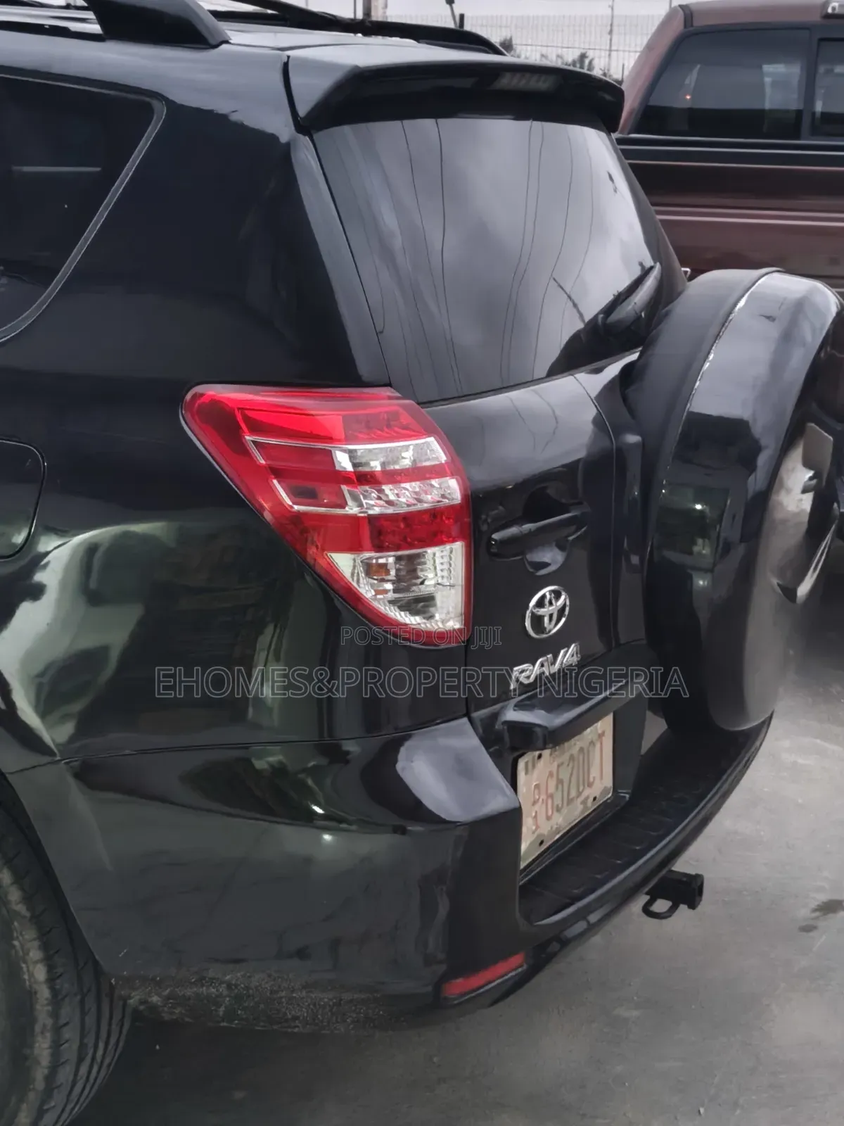 Toyota RAV4 2010 Black