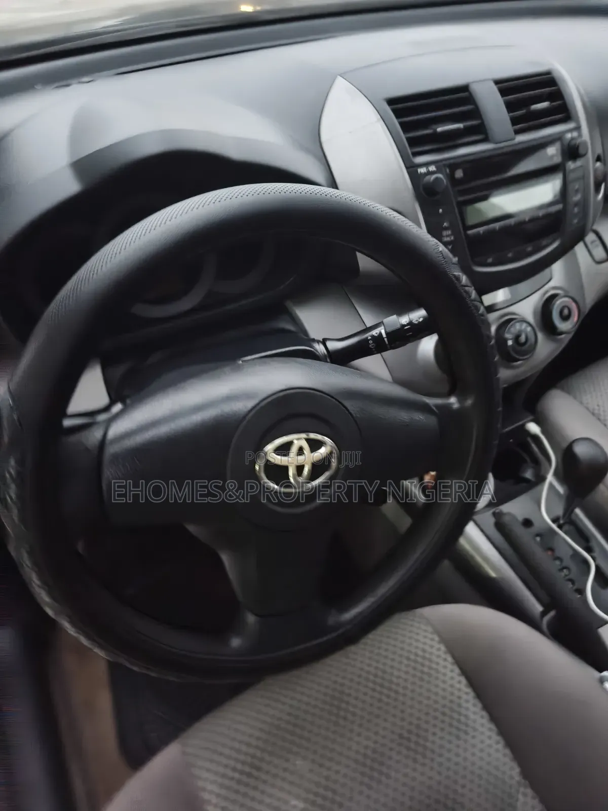 Toyota RAV4 2010 Black
