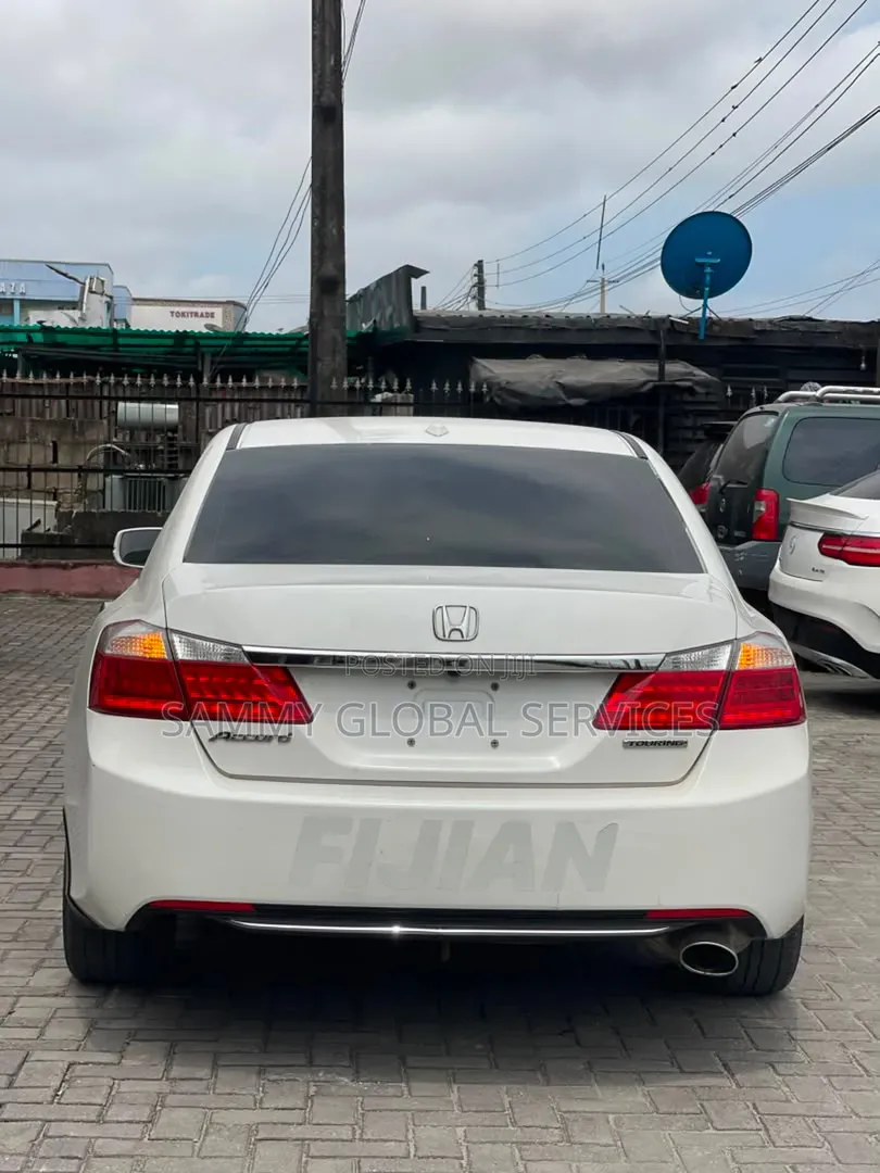 Honda Accord EX-L 4dr Sedan (2.4L 4cyl CVT) 2015 White