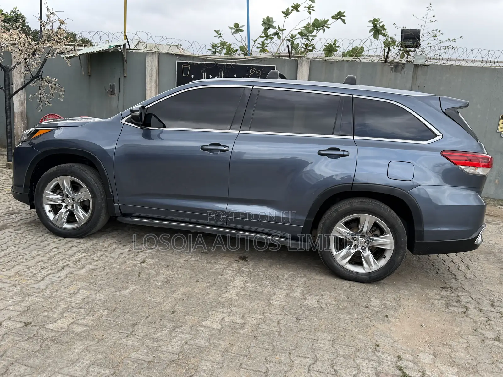 Toyota Highlander Limited 4dr SUV AWD (3.5L 6cyl 6A) 2015 Blue