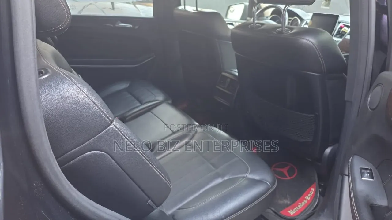 Mercedes-Benz C450 2016 Black