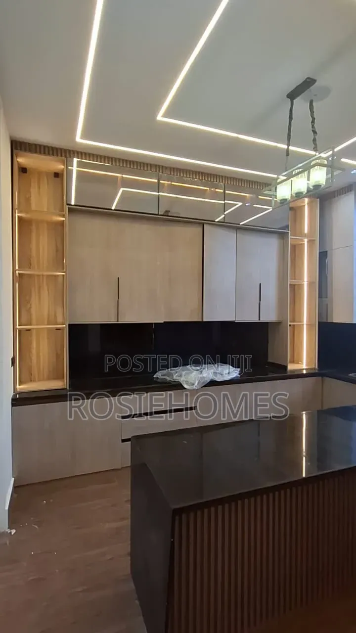 4bdrm Duplex in Osapa for rent