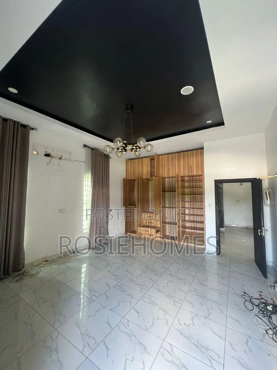 4bdrm Duplex in Osapa for rent