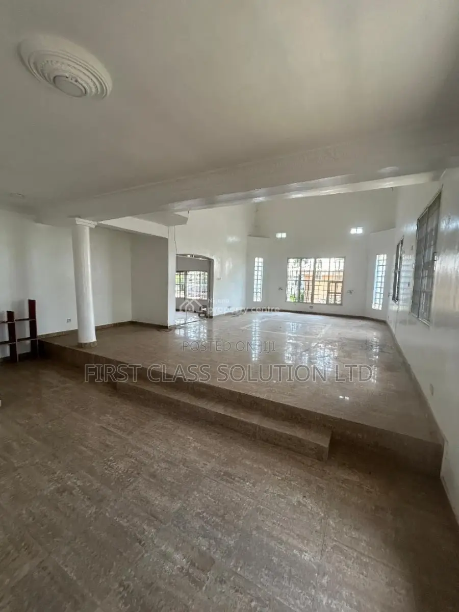 7bdrm Duplex in Cooperative Villa for sale