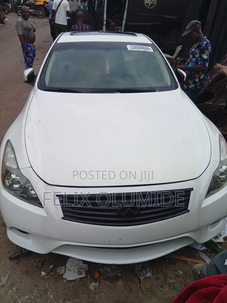 Infiniti G 2011 White