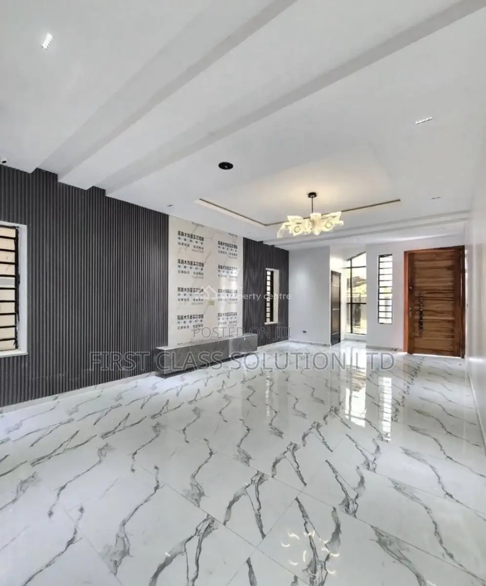 4bdrm Duplex in Royal Pine Estate, for sale