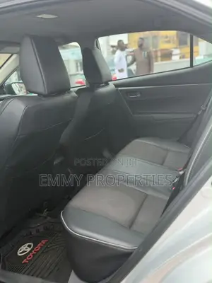 Toyota Corolla S 4dr Sedan (1.8L 4cyl CVT) 2016 Silver