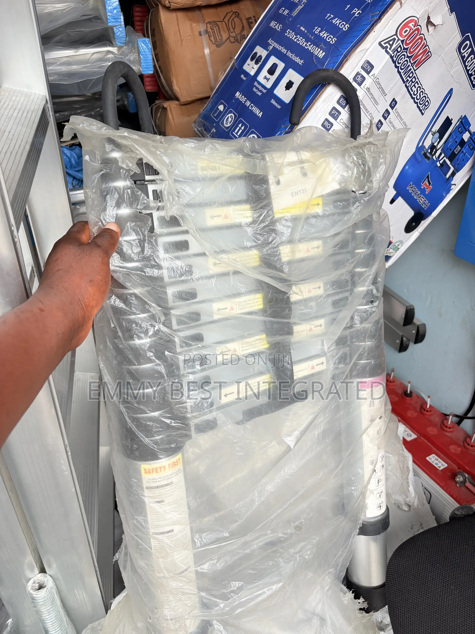Aluminum Telescoping Ladder