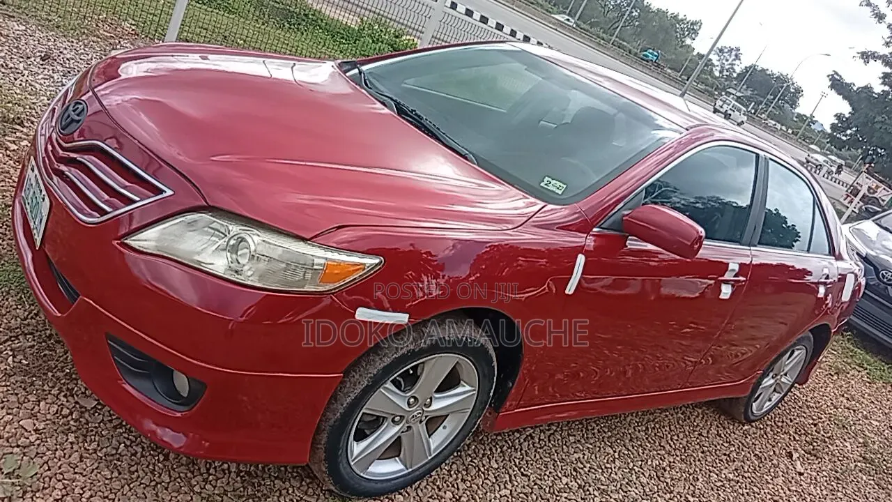 Toyota Camry 2010 Red