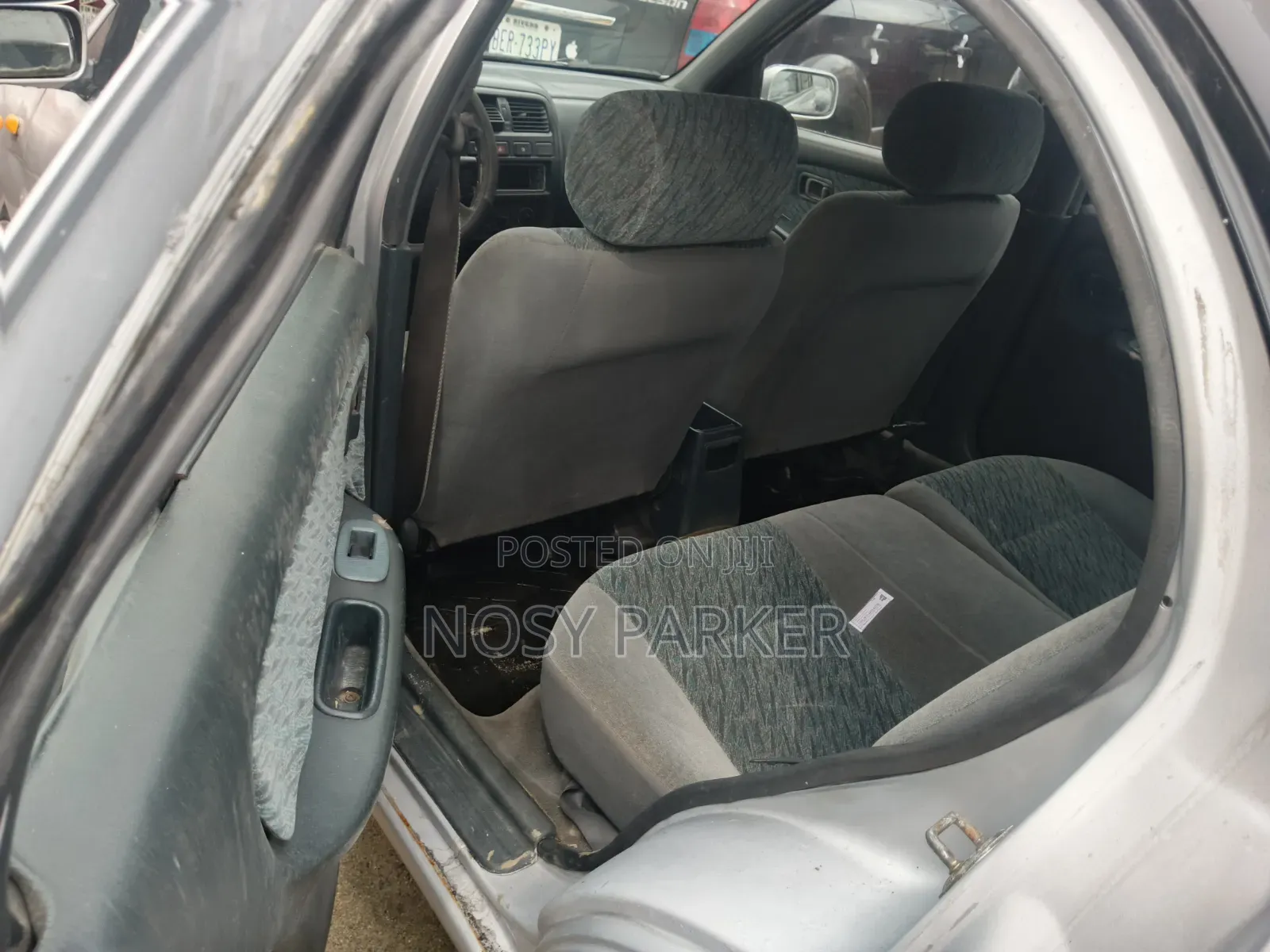 Nissan Almera Tino 2002 Silver