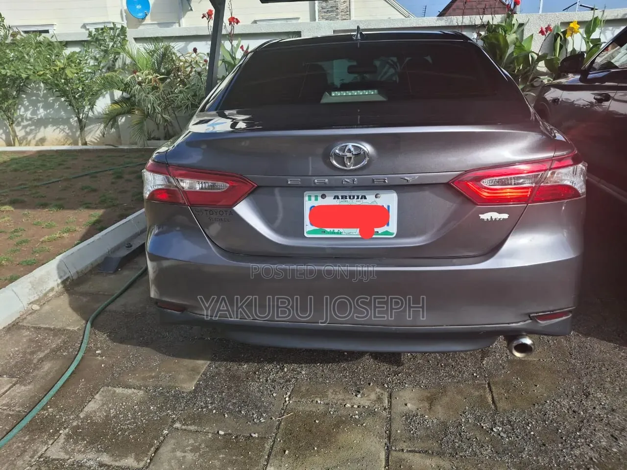 Toyota Camry LE (2.5L 4cyl 8A) 2019 Gray