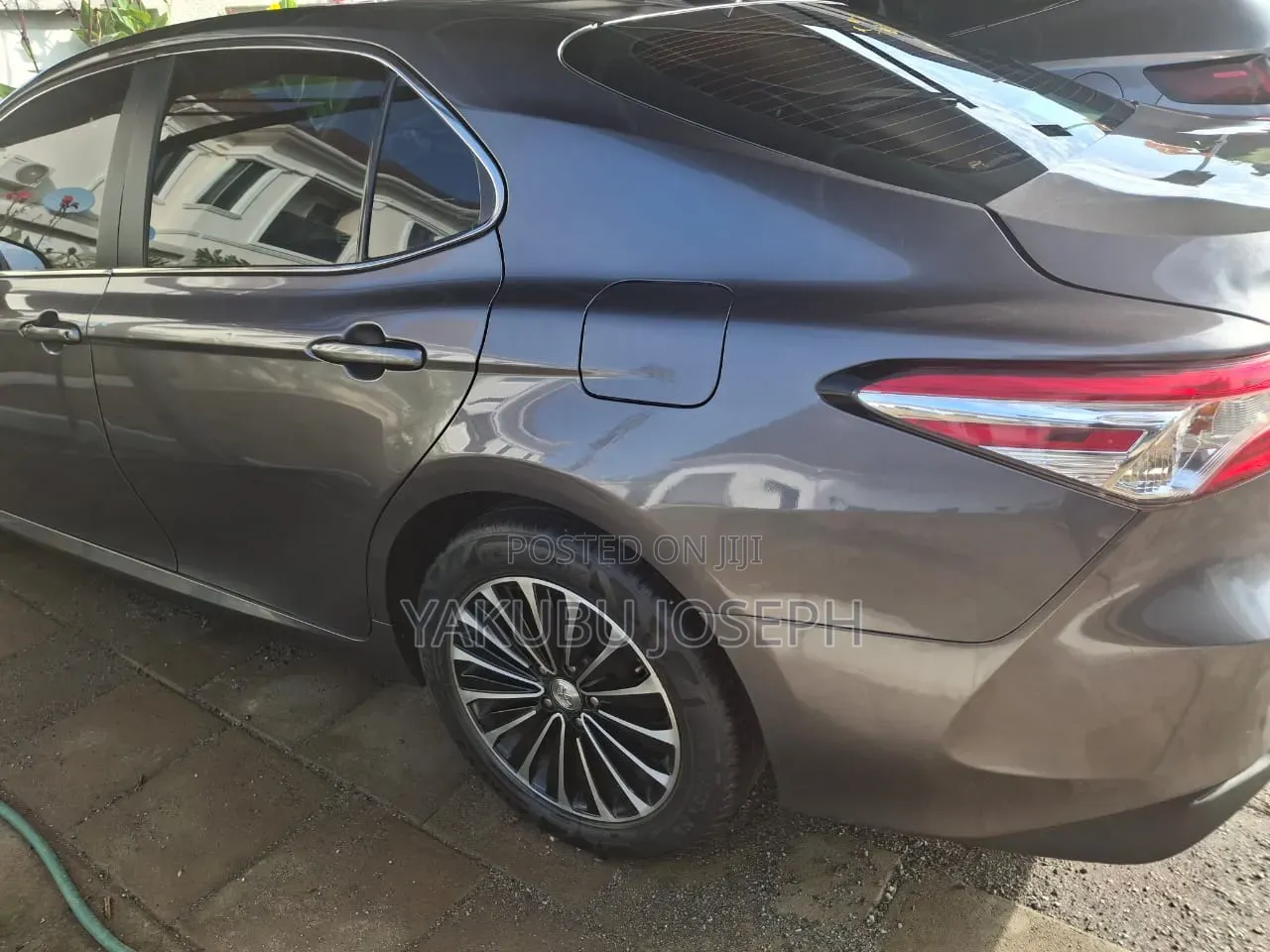 Toyota Camry LE (2.5L 4cyl 8A) 2019 Gray
