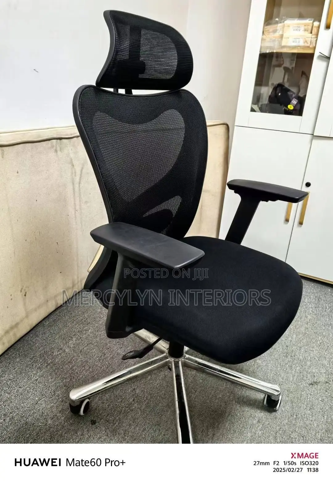 Ergonomic Swivel Chair