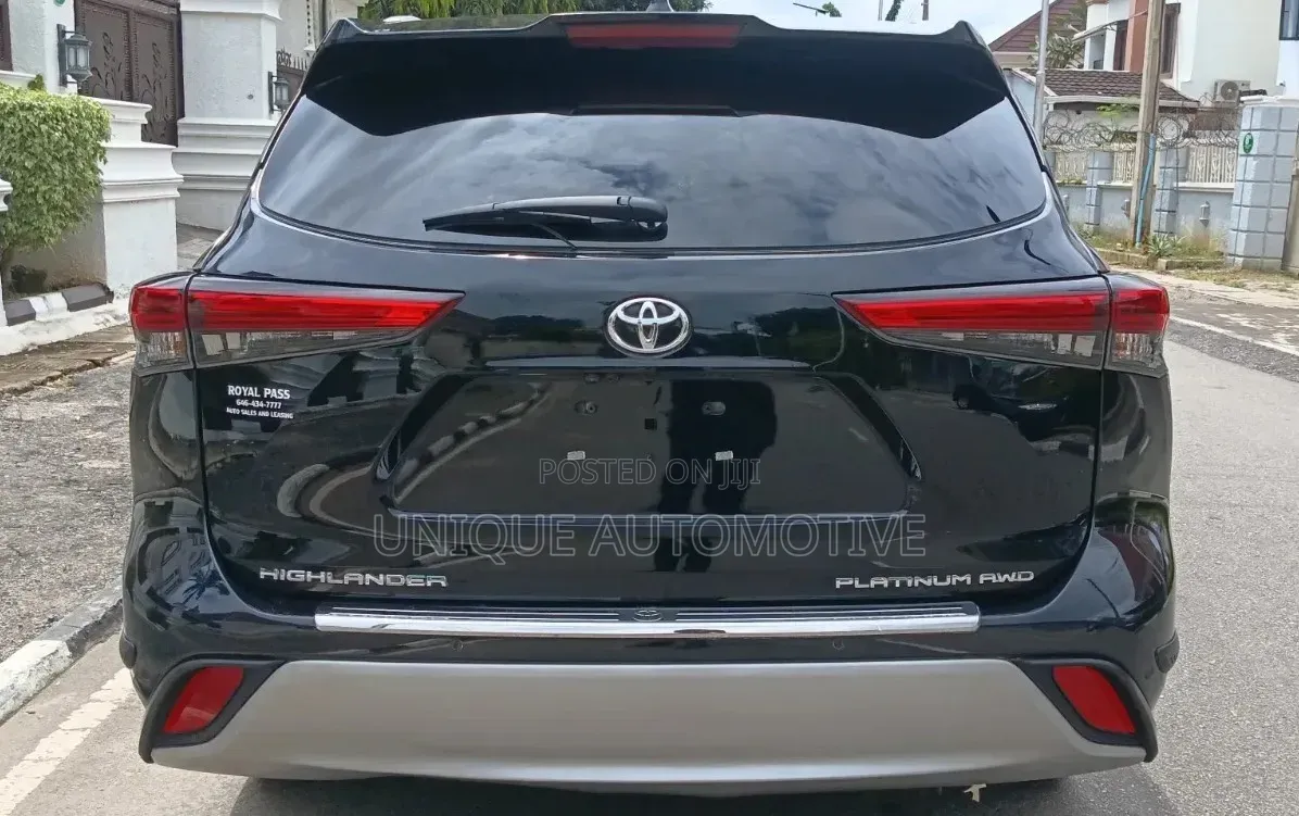 Toyota Highlander Platinum AWD 2023 Black