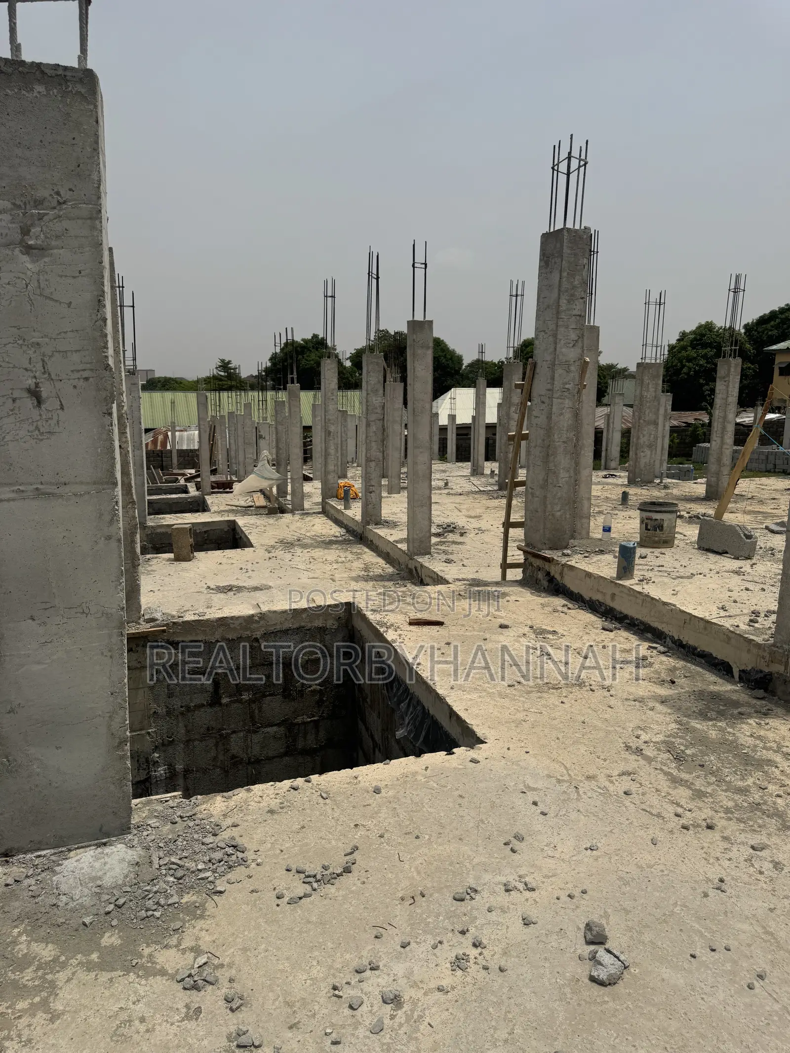 5bdrm Townhouse/Terrace in Lake Hill Estate, Jabi for sale
