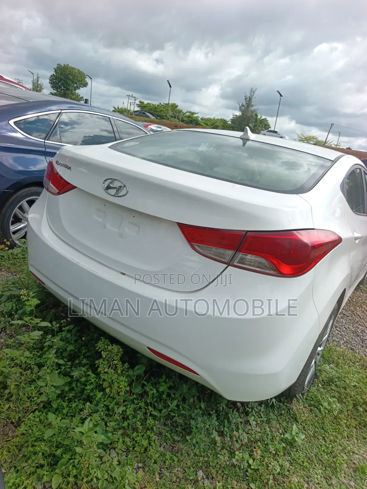 Hyundai Elantra SE 4dr Sedan (1.8L 4cyl 6M) 2014 White